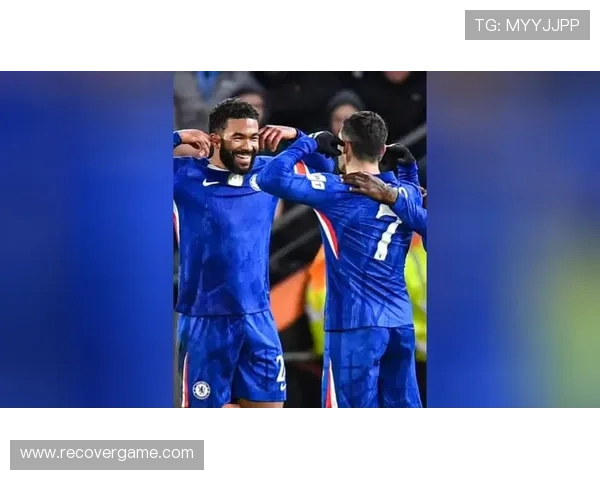 切尔西赫尔城歧视球迷被捕事件